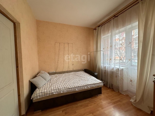 
   Продам студию, 25.5 м², Тургенева ул, 3а/30

. Фото 2.