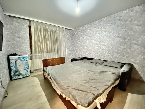 
   Продам 2-комнатную, 64 м², Высотная ул, 7

. Фото 5.