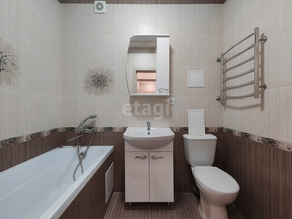 
   Продам 2-комнатную, 54.4 м², Тургенева ул, 33/1  7

. Фото 8.