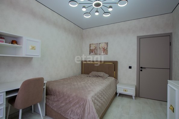 
   Продам 2-комнатную, 63 м², Любимово мкр, 18

. Фото 12.