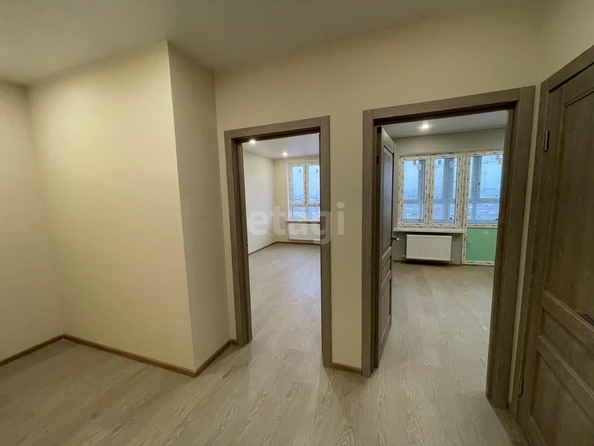 
   Продам 1-комнатную, 38.3 м², Питерская ул, 40

. Фото 9.