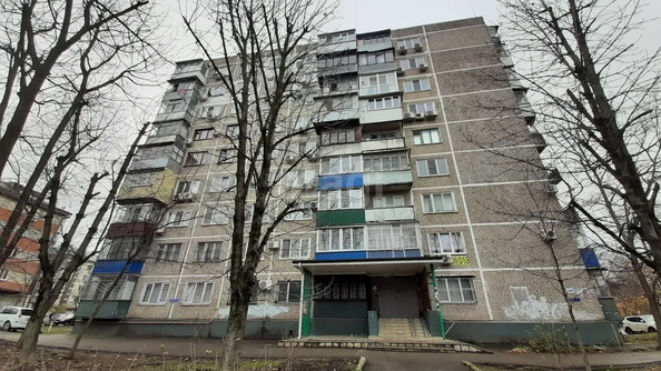 
   Продам 3-комнатную, 58.9 м², Ставропольская ул, 258

. Фото 7.