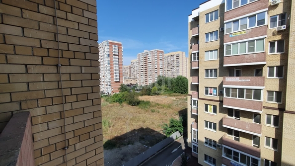 
   Продам 2-комнатную, 73.8 м², Московская ул, 158/2  3

. Фото 21.