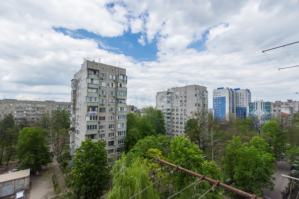 
   Продам 4-комнатную, 78.5 м², Симферопольская ул, 18

. Фото 4.