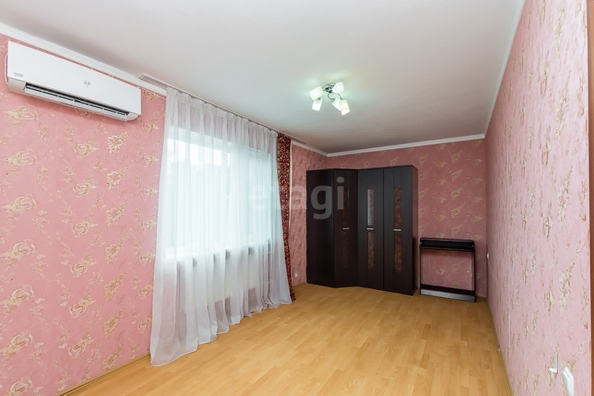 
   Продам 2-комнатную, 48.4 м², Сочинская ул, 31

. Фото 3.