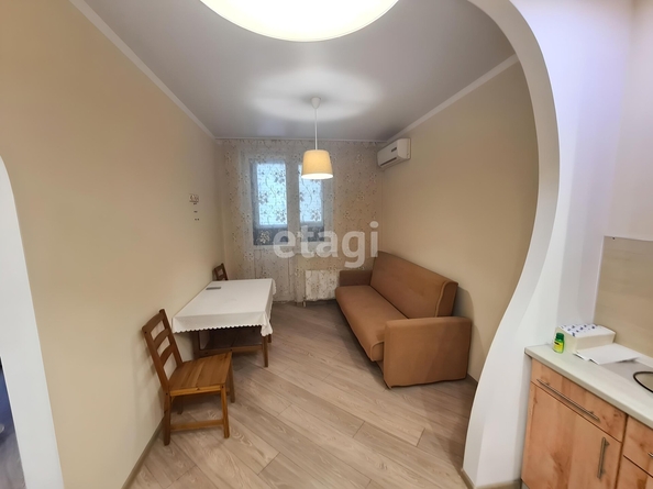 
   Продам 1-комнатную, 35.1 м², Старокубанская ул, 2/4  2

. Фото 1.