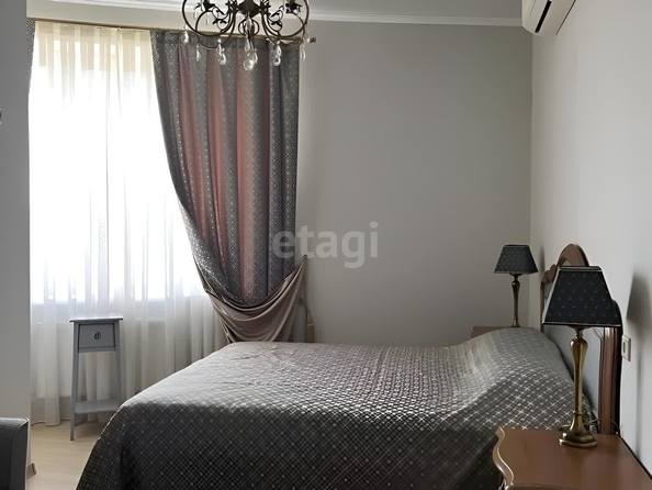 
   Продам 3-комнатную, 89.6 м², Кубанская Набережная ул, 23/1

. Фото 3.