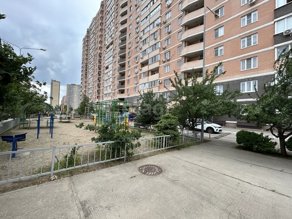 
   Продам 2-комнатную, 58.4 м², Домбайская ул, 12

. Фото 24.