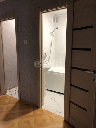 
   Продам 2-комнатную, 52 м², Дербентская ул, 18/1

. Фото 5.