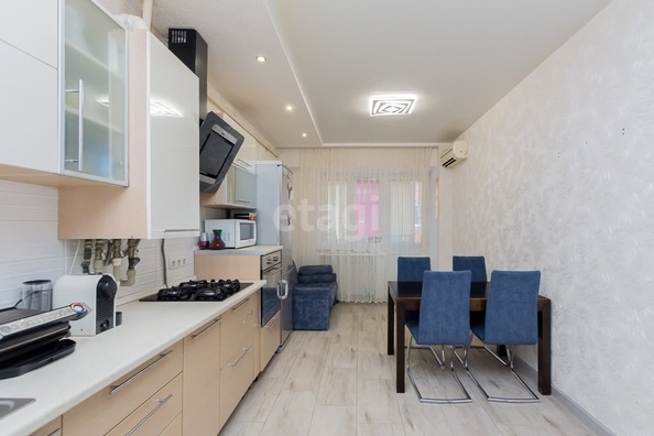 
   Продам 3-комнатную, 82.1 м², Вологодская ул, 8

. Фото 18.