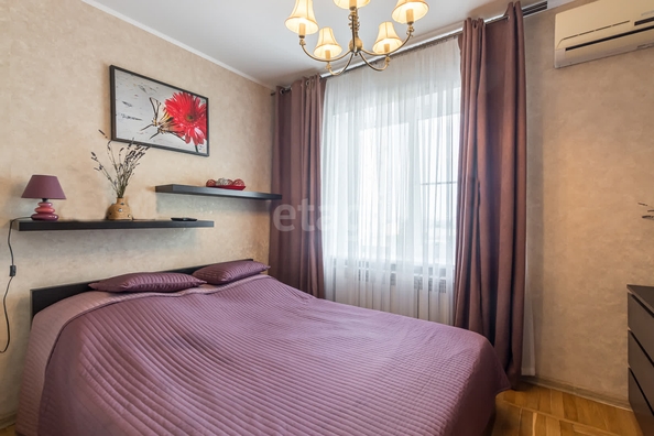 
   Продам 3-комнатную, 73.9 м², Кубанская Набережная ул, 100

. Фото 1.