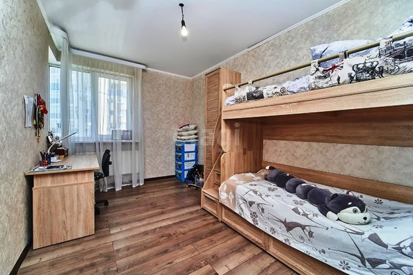 
   Продам 2-комнатную, 56.5 м², Шоссе Нефтяников ул, 18/1

. Фото 7.