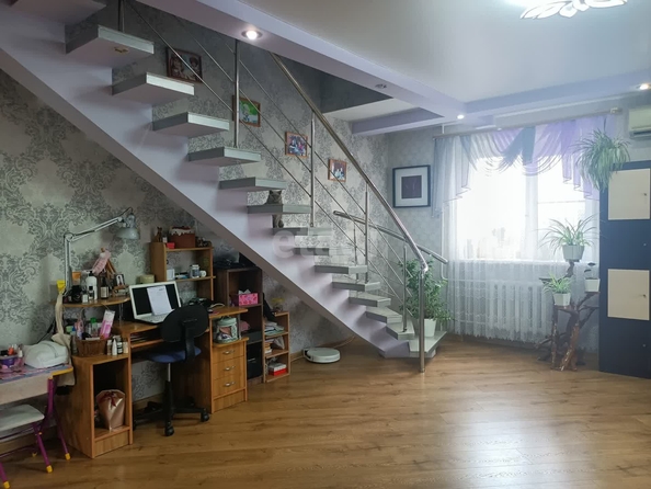 
   Продам 3-комнатную, 92.7 м², Бургасская ул, 56/1

. Фото 3.