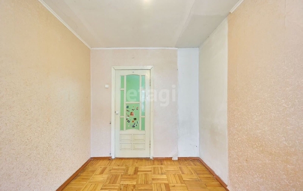 
   Продам 3-комнатную, 59.6 м², Старокубанская ул, 120

. Фото 3.