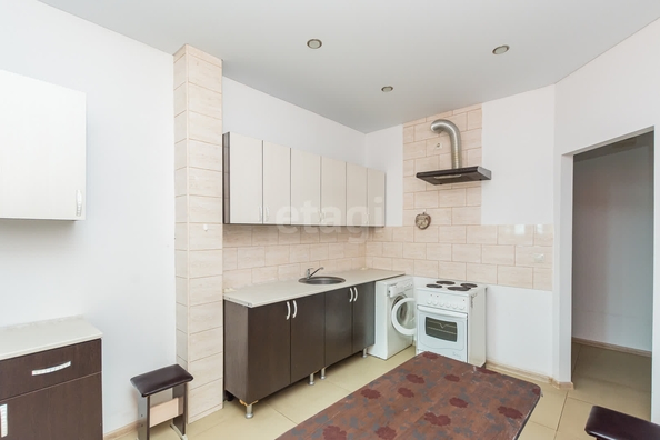 
   Продам 1-комнатную, 35.4 м², Селезнева ул, 4/4

. Фото 3.