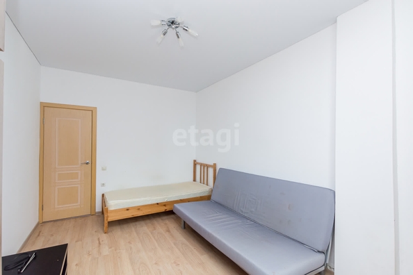 
   Продам 1-комнатную, 35.4 м², Селезнева ул, 4/4

. Фото 6.