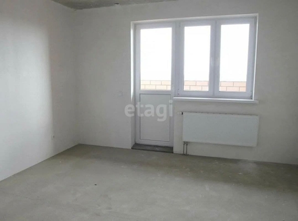 
   Продам 3-комнатную, 75.4 м², Стахановская ул, 1/5  4

. Фото 4.