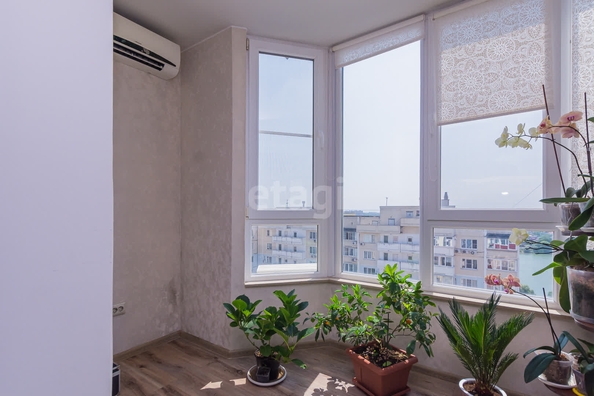 
   Продам 2-комнатную, 66 м², Рождественская Набережная ул, 37

. Фото 17.