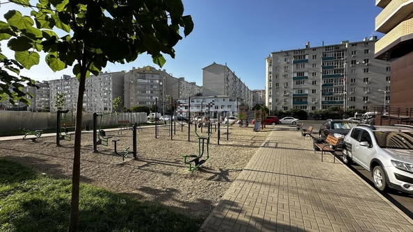 
   Продам 2-комнатную, 65.8 м², Черкасская ул, 58

. Фото 13.