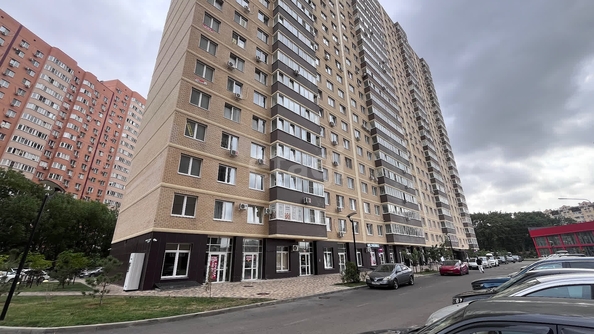 
   Продам 2-комнатную, 62.9 м², Домбайская ул, 55/6

. Фото 25.