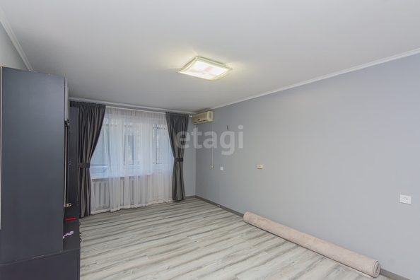 
   Продам 2-комнатную, 54.7 м², Ставропольская ул, 176

. Фото 4.