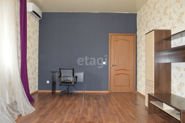 
   Продам 1-комнатную, 51 м², Промышленная ул, 19/1

. Фото 2.