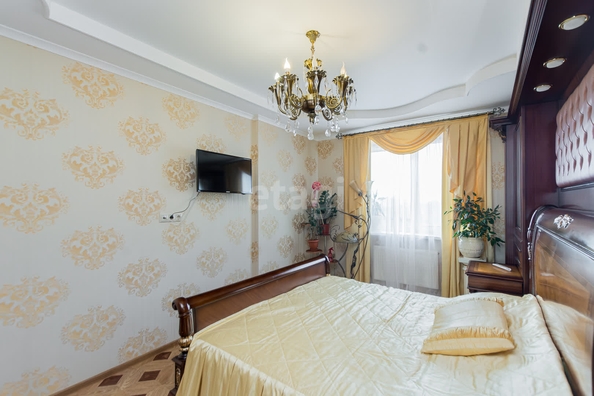 
   Продам 4-комнатную, 153 м², Клары Лучко б-р, 10

. Фото 14.