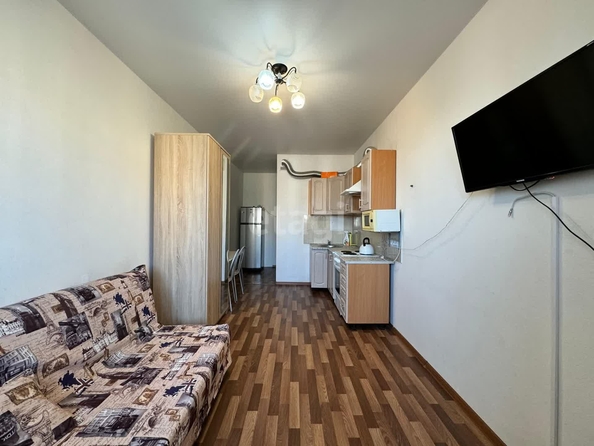 
   Продам студию, 23.3 м², Командорская ул, 3/1

. Фото 2.