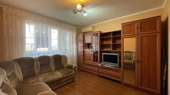 
   Продам 1-комнатную, 34 м², Уральская ул, 152

. Фото 2.