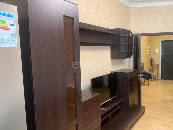 
  Сдам в аренду 2-комнатную квартиру, 61 м², Краснодар

. Фото 7.