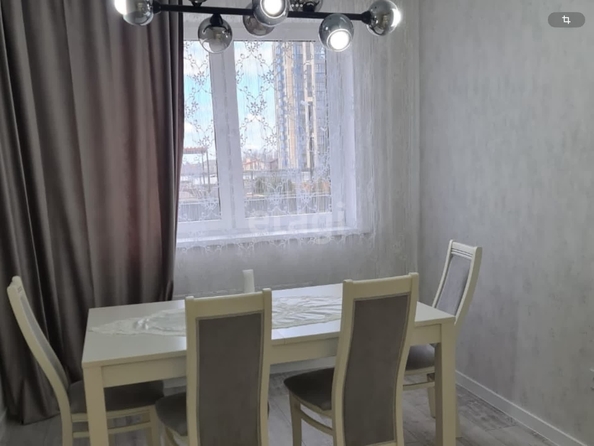 
  Сдам в аренду 2-комнатную квартиру, 65 м², Краснодар

. Фото 5.