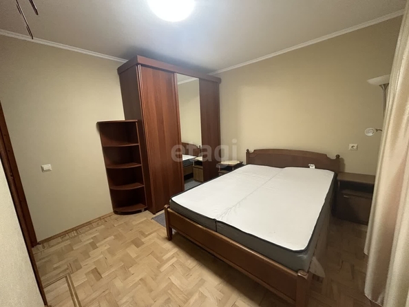 
  Сдам в аренду 2-комнатную квартиру, 53 м², Краснодар

. Фото 10.