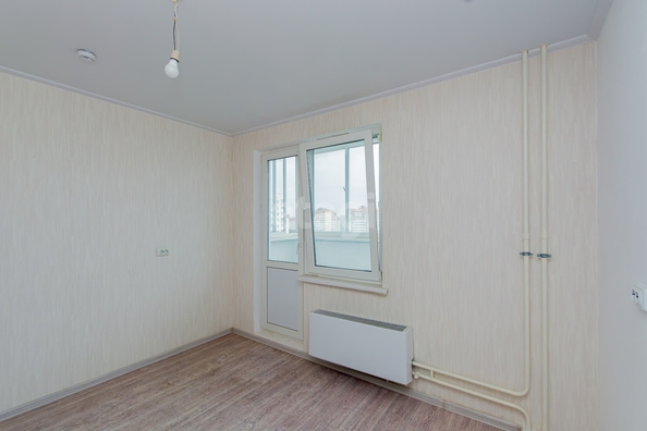 
   Продам 1-комнатную, 37.8 м², Героя Аверкиева А.А. ул, 21

. Фото 7.