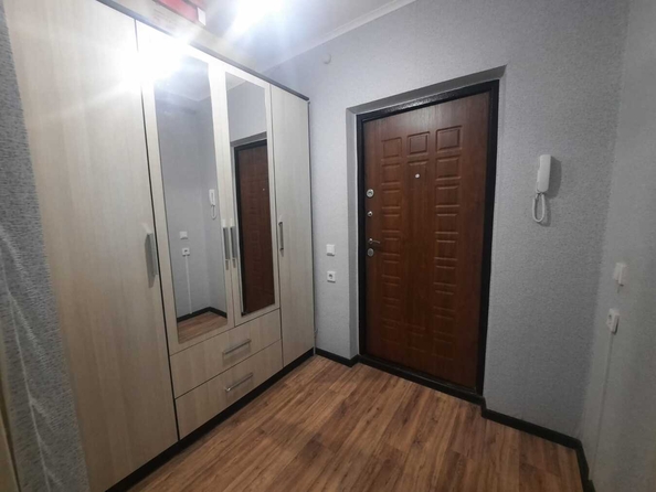 
   Продам студию, 27 м², Адмирала Пустошкина ул, 10

. Фото 11.