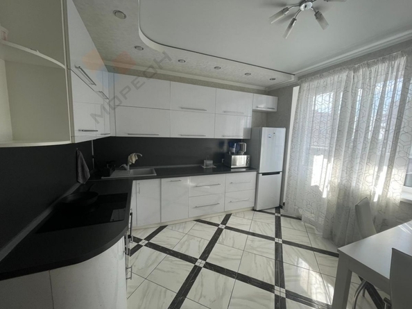 
   Продам 2-комнатную, 62.7 м², Автолюбителей ул, 1/7к1

. Фото 2.