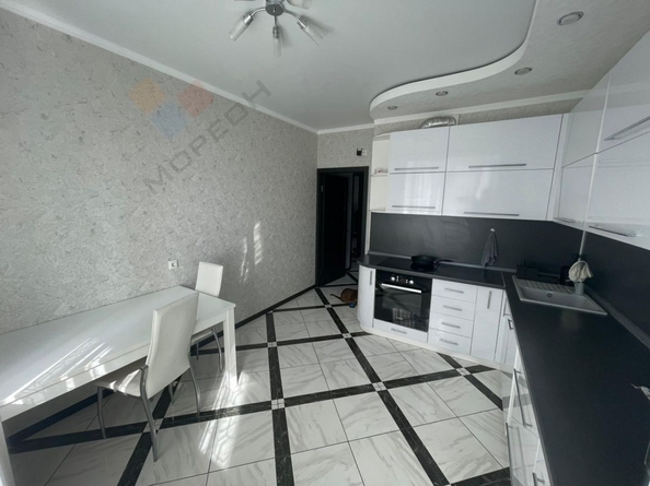 
   Продам 2-комнатную, 62.7 м², Автолюбителей ул, 1/7к1

. Фото 3.