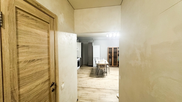 
   Продам 3-комнатную, 82 м², Ленинградская ул, 41

. Фото 12.