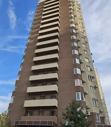 
   Продам 2-комнатную, 66 м², Владимирская ул, 154к1

. Фото 16.