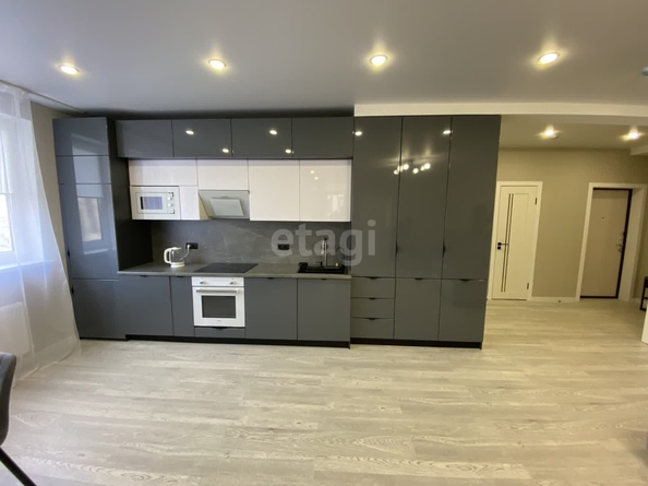 
   Продам 3-комнатную, 83.6 м², Любимово мкр, 5/1

. Фото 4.