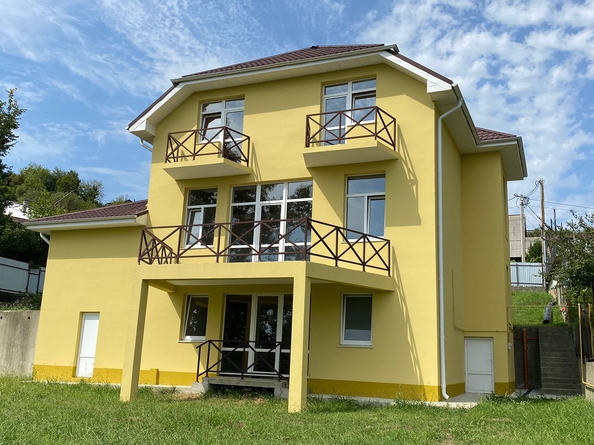 
  Продам коттедж 180 м². Фото 2.