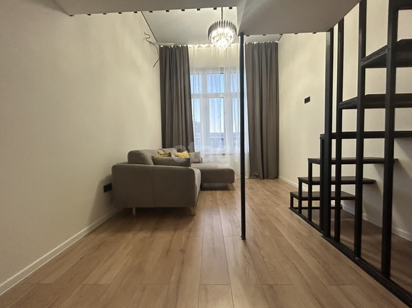 
   Продам 1-комнатную, 37.8 м², Конгрессная ул, 19/1  1

. Фото 1.