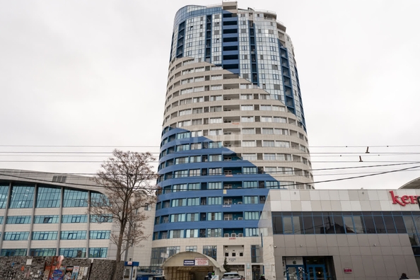 
   Продам 2-комнатную, 70.2 м², Кубанская Набережная ул, 39

. Фото 39.