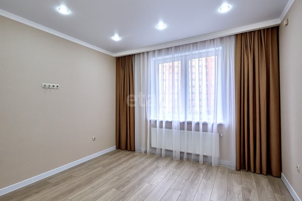 
   Продам 2-комнатную, 63.4 м², Домбайская ул, 55/5

. Фото 3.