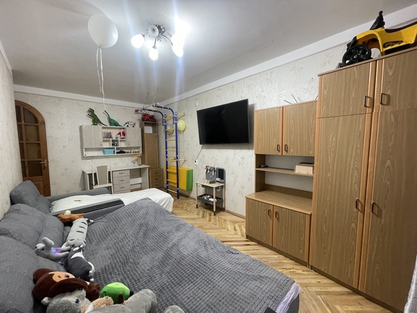 
   Продам 3-комнатную, 84 м², Ленина ул, 193

. Фото 13.