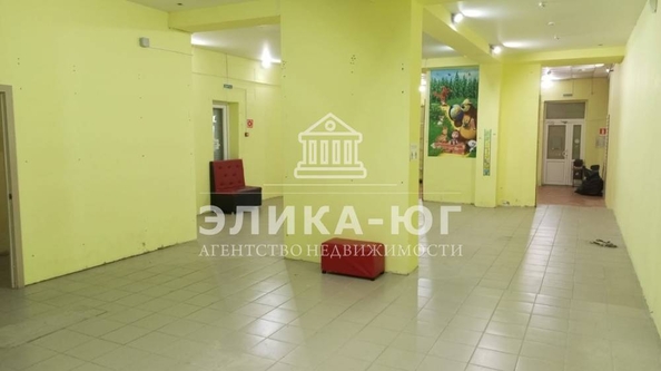 
   Продам торговое помещение, 400 м², Советская ул

. Фото 3.