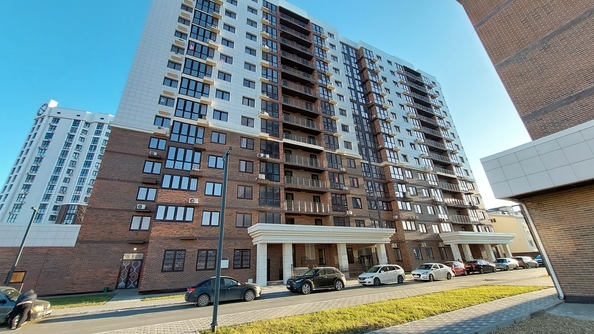 
   Продам 1-комнатную, 46 м², Омелькова ул, 93

. Фото 30.