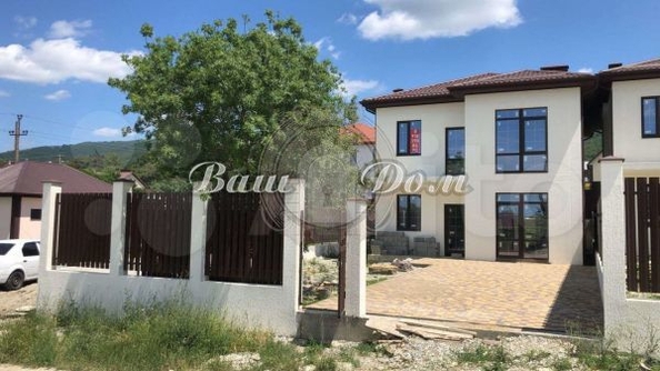 
  Продается дом 180 м². Фото 1.