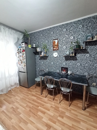 
   Продам 3-комнатную, 105 м², Краснозеленых ул, 29/12

. Фото 4.