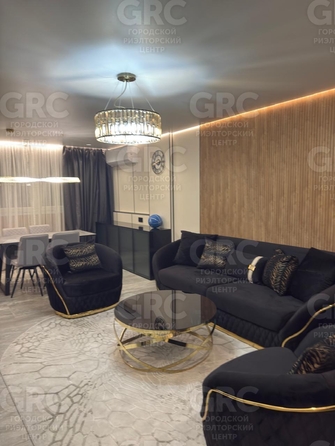 
  Продается 3-комн. квартира, 80 м², Островского ул, д. 17/24
. Фото 2.