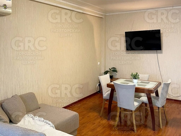 
   Продам 3-комнатную, 74 м², Пасечная ул, 61/2

. Фото 4.